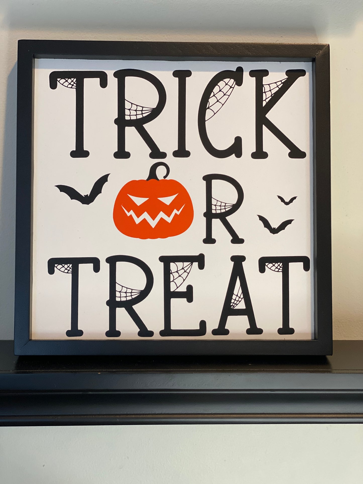 Trick or Treat Sign